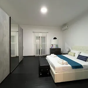 Kam Deluxe Intero 130 Mq 5 Posti Letto 2 Matrimoniali Zona Giorno Con Divano Letto, 1 Bagno , Break E Ripostiglio Calamonaci