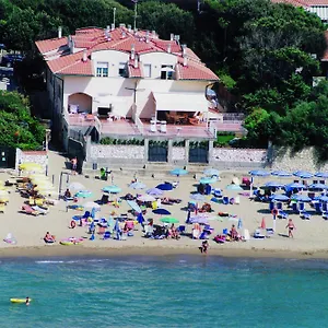 *** Aparthotel Onda Etrusca Italia